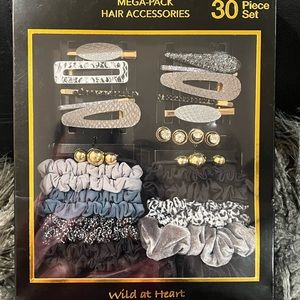 NIB Mega Pack Hair Accessories 30 Piece Set Wild at Heart